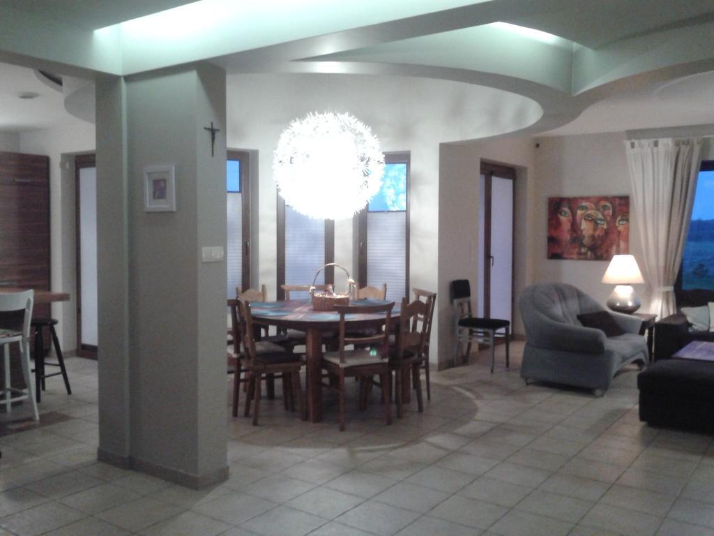 Villa Dom Przy Kociej Gorze à Krzczen Extérieur photo