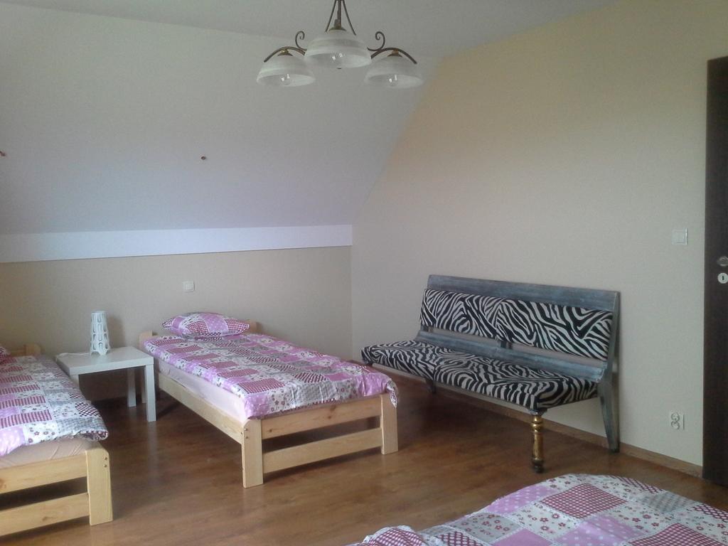 Villa Dom Przy Kociej Gorze à Krzczen Extérieur photo